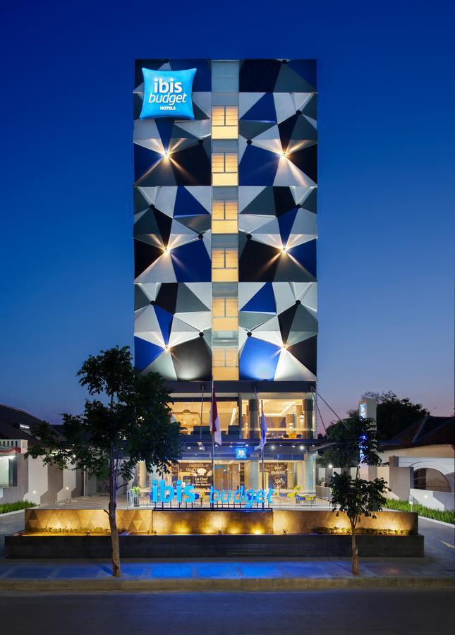 Ibis Budget Cirebon Eksteriør bilde