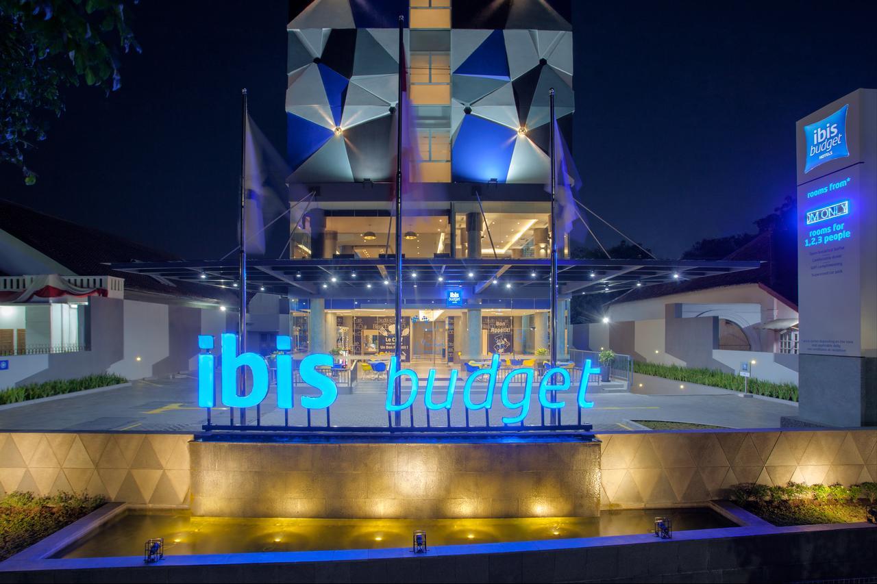 Ibis Budget Cirebon Eksteriør bilde