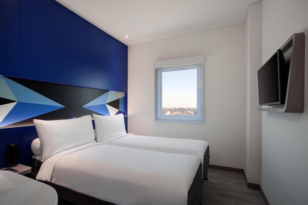 Ibis Budget Cirebon Eksteriør bilde